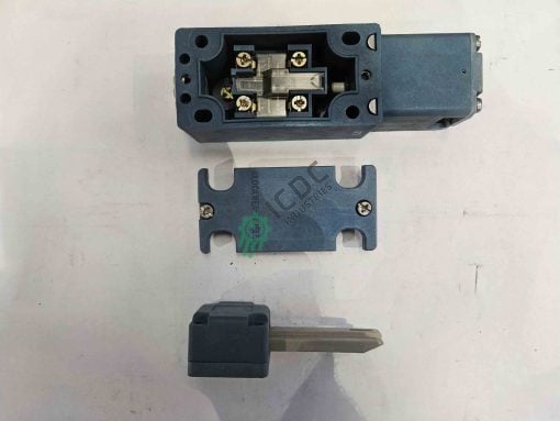 KLOCKNER MOELLER | Limit Switches Code AT4/11-1/i/ZB | ICDC-035522 - Image 3